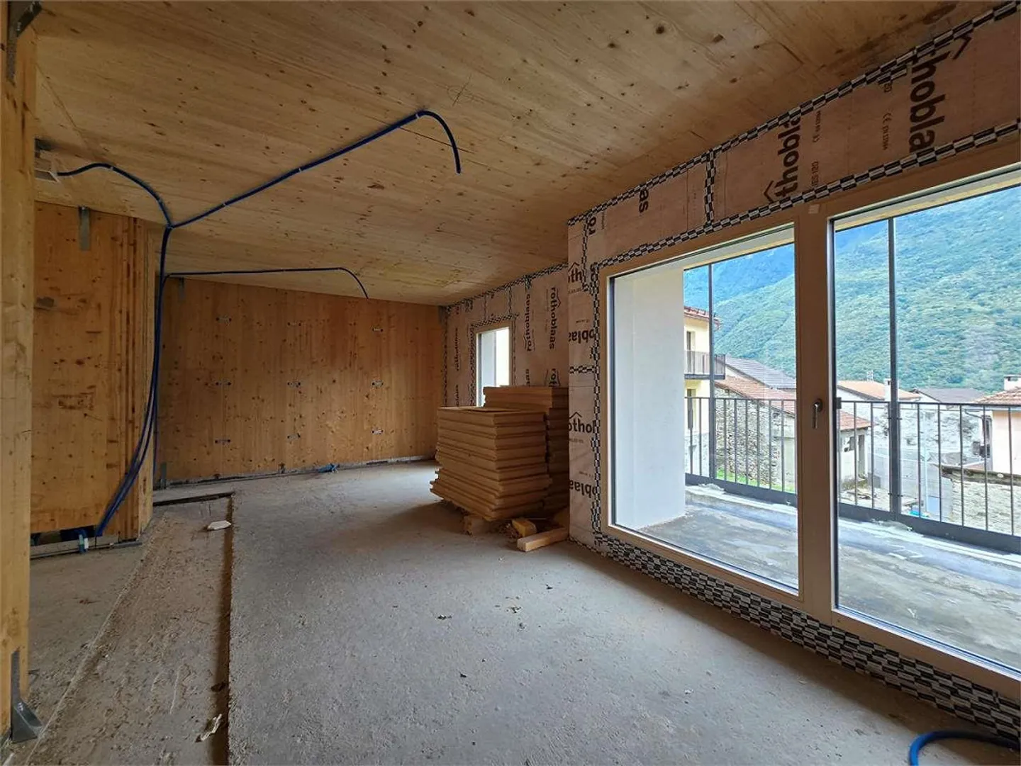 Efficacité, Confort et Design - Nouveau bâtiment de 3,5 pièces à Gnosc - Photo 6 sur 9