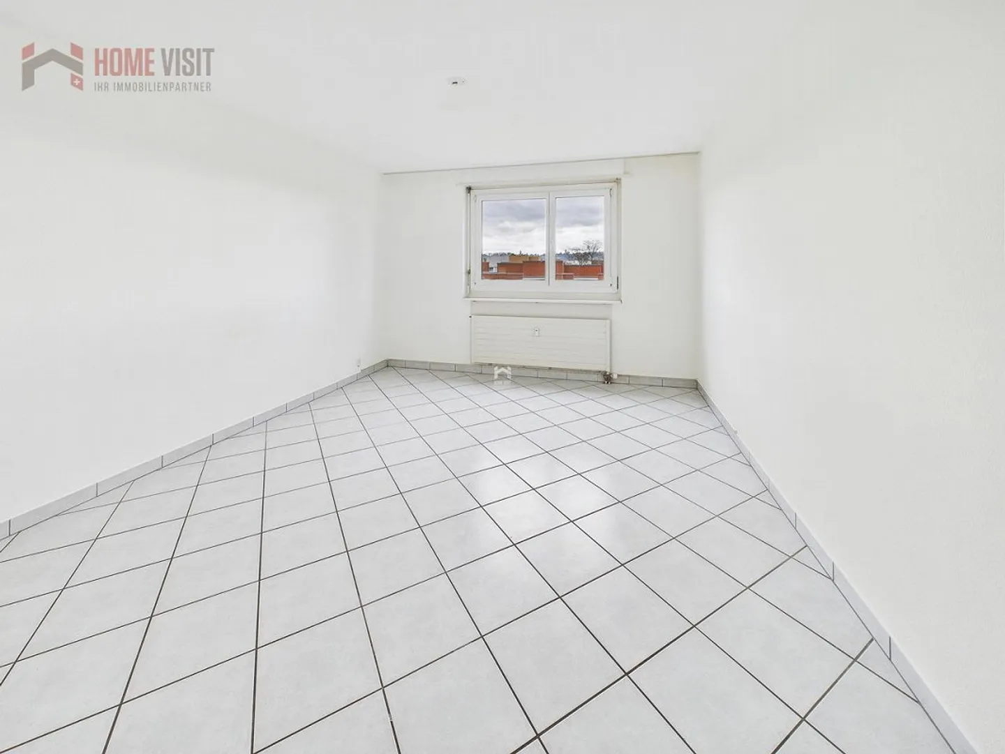 Bright 3.5-room apartment with lift and garage – ideal for all ages - Photo 8 of 14