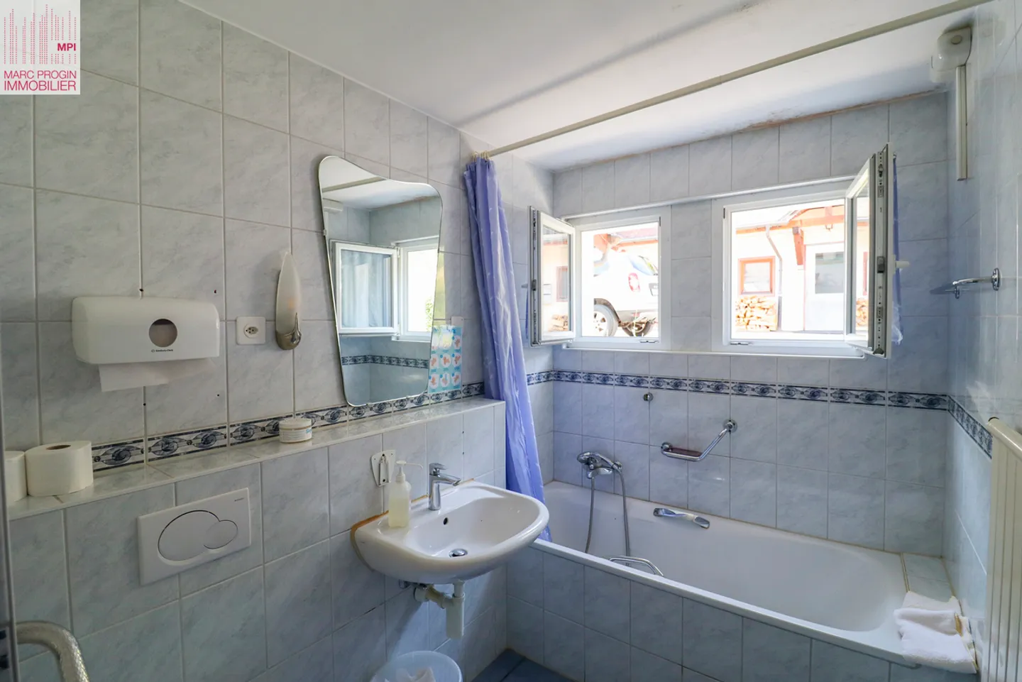 Proprietà in affitto con 13 camere e aree di servizio - Foto 13 di 16