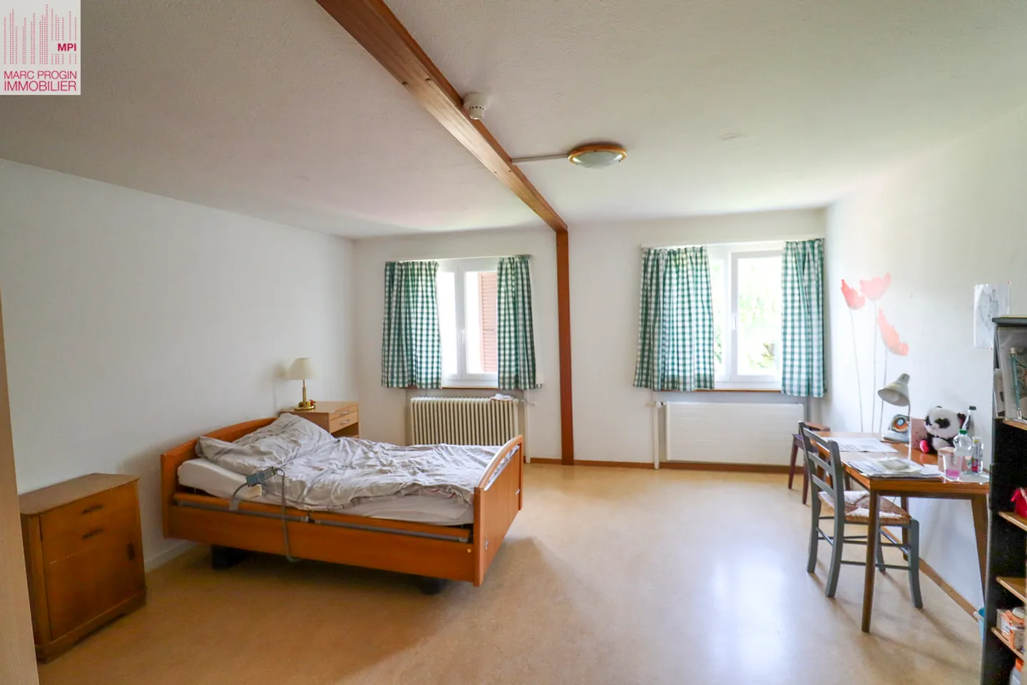 Proprietà in affitto con 13 camere e aree di servizio - Foto 15 di 16