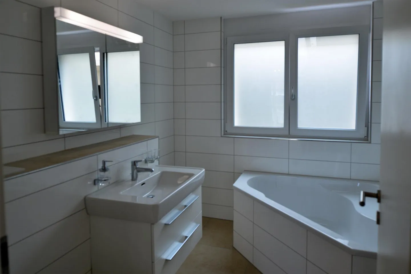 Attraktive Wohnung in Heimberg - Foto 4 von 10