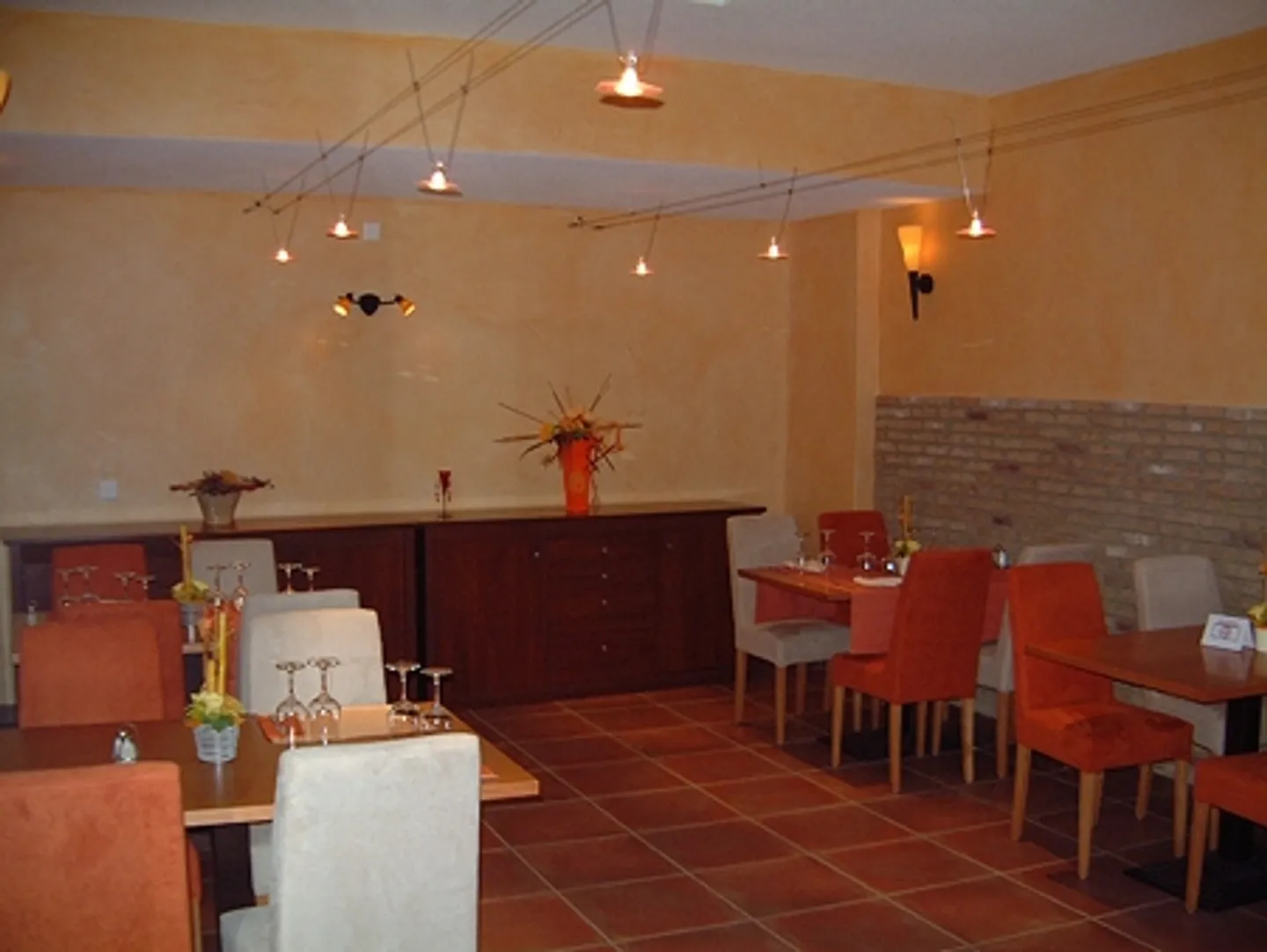 Hotel-Ristorante Tre Stelle a Siders, diventa il tuo capo - Foto 5 di 10