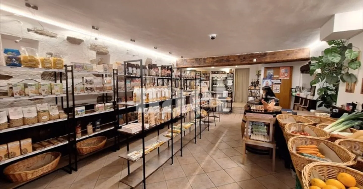 «Arcade» - Foto 5 von 6