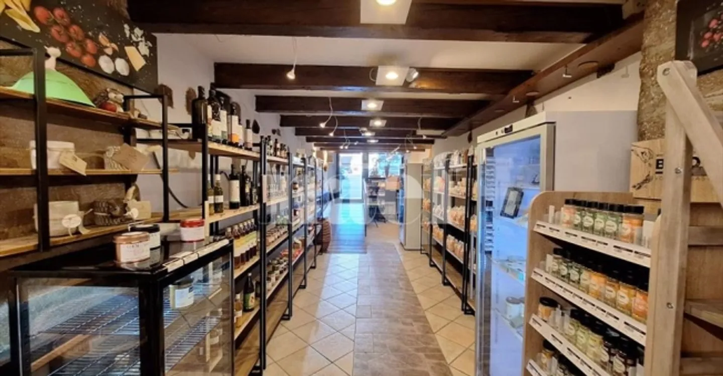 «Arcade» - Foto 6 von 6