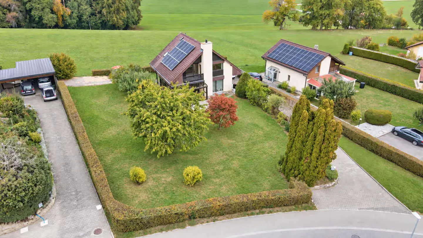 Villa indipendente di 5.5 locali con terreno di 1'282 m2 a Onnens / FR - Foto 7 di 13