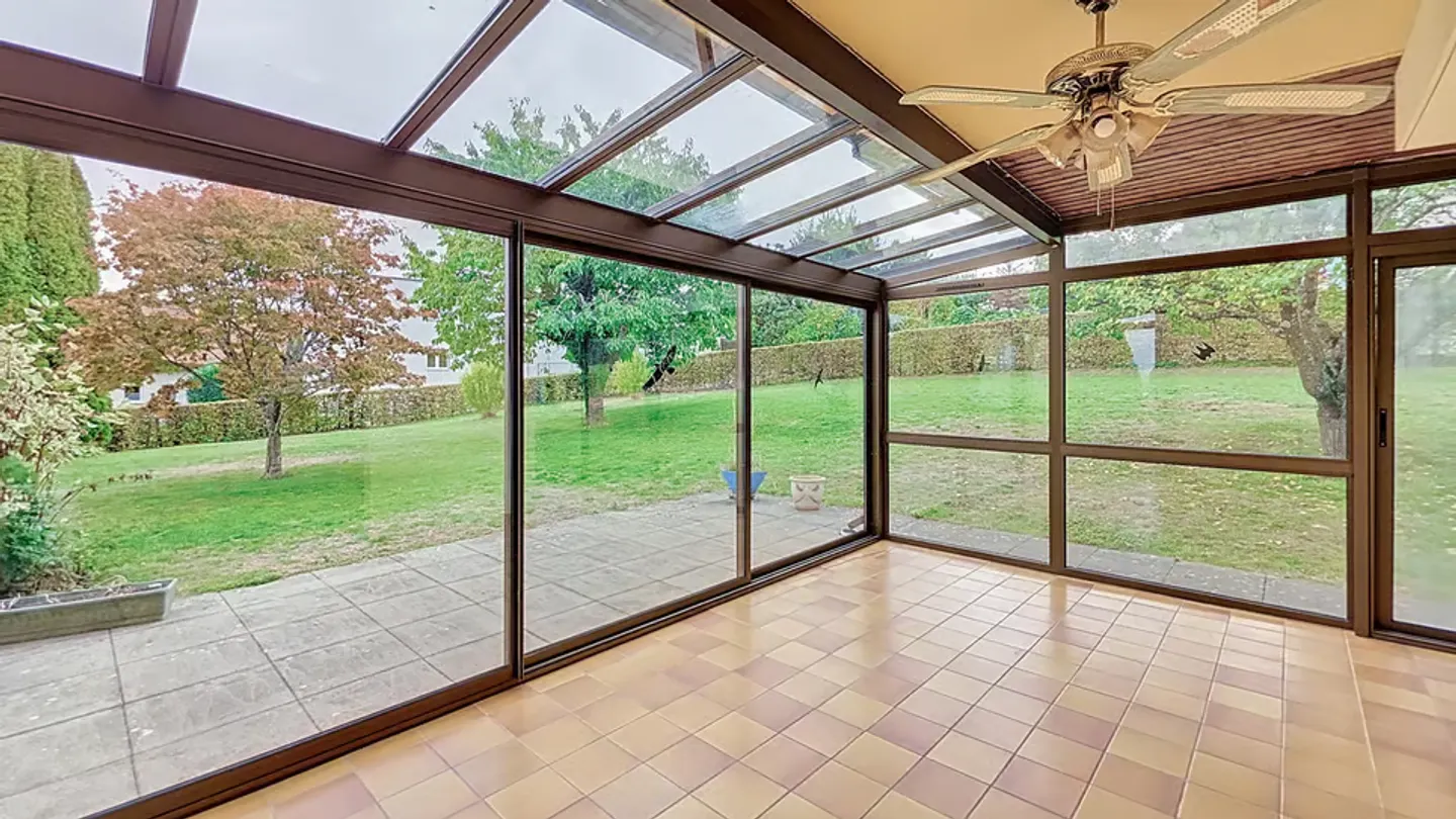 Villa indipendente di 5.5 locali con terreno di 1'282 m2 a Onnens / FR - Foto 11 di 13