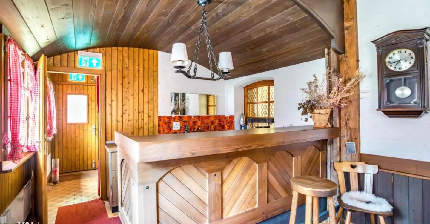 Former hotel with extraordinary potential in a dream location with stunning views in Lötschental - Photo 7 of 13
