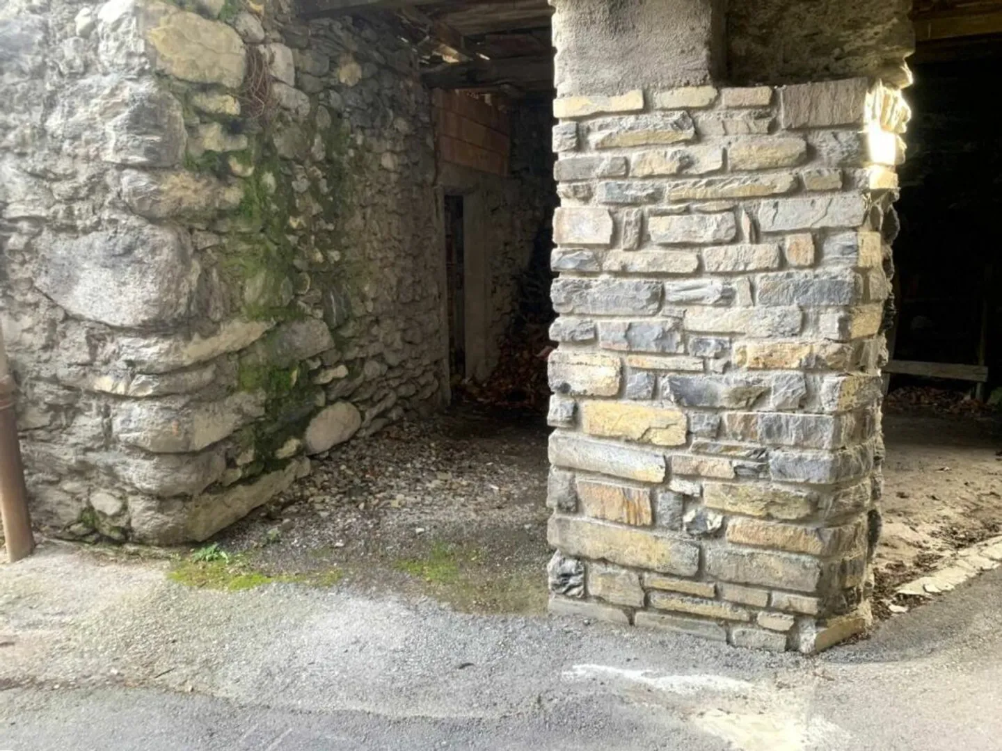 Dorfhaus mit 5,5 Zimmern in Chamoson - Foto 7 von 14