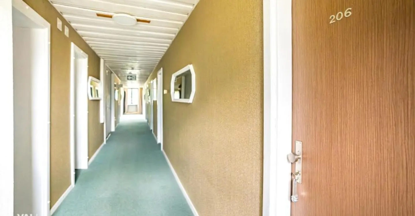 Former hotel with extraordinary potential in a dream location with stunning views in Lötschental - Photo 11 of 13