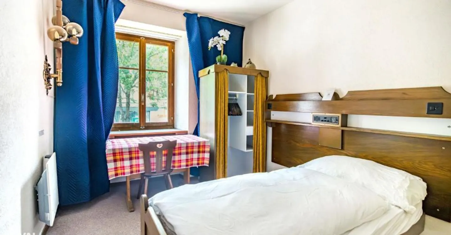 Former hotel with extraordinary potential in a dream location with stunning views in Lötschental - Photo 10 of 13