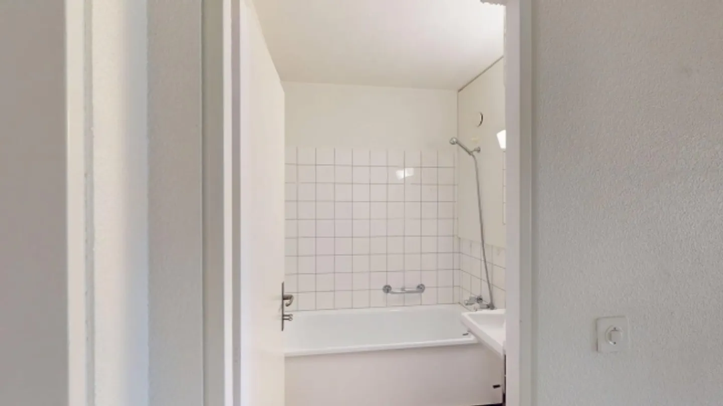 Appartement spacieux de 4 pièces près de la ville de Bâle - Temporaire jusqu'au 30 avril 2026 - Photo 10 sur 10