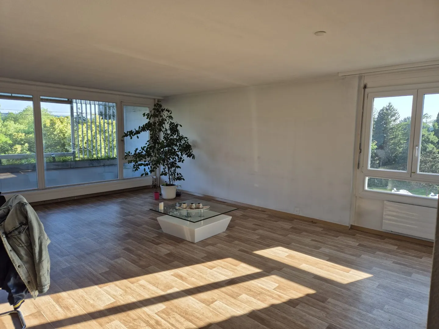 Camera condivisa luminosa in affitto in una posizione molto buona a Bümpliz - Foto 2 di 6