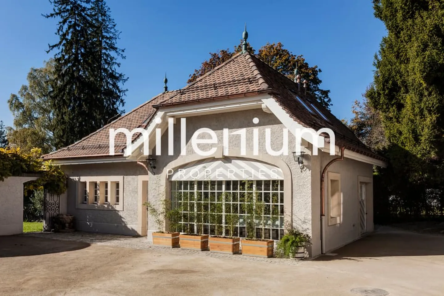 Villa indipendente arredata - Petit-Saconnex - Foto 2 di 9