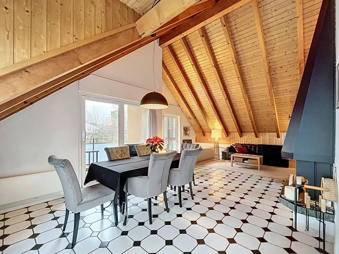 Incantevole appartamento di 4,5 locali con vista libera - Foto 9 di 13