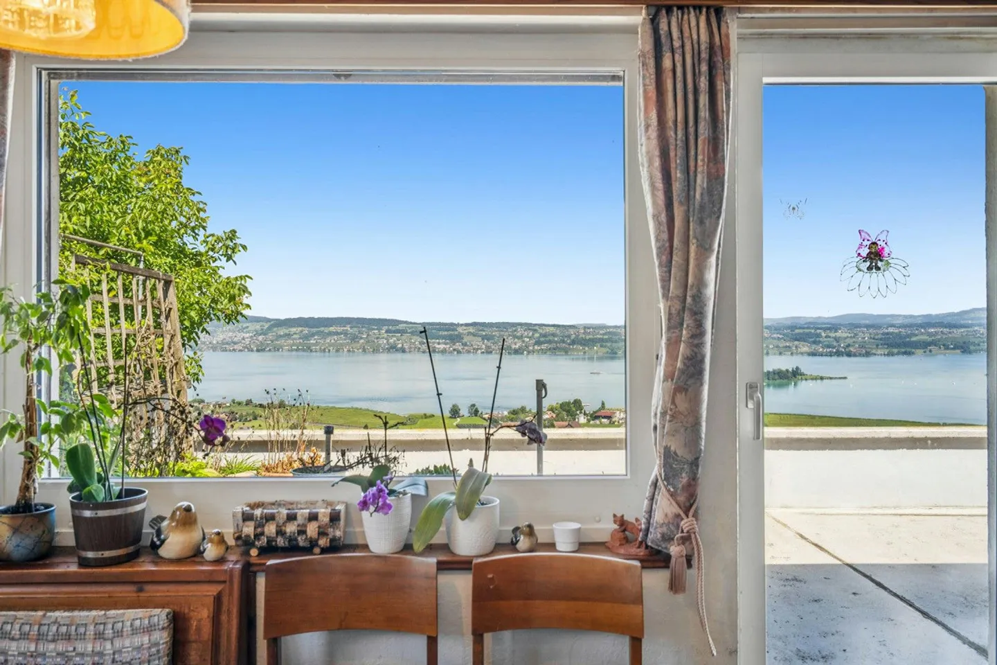 Casa unifamiliare indipendente con vista libera sul lago di Zurigo - Foto 9 di 13