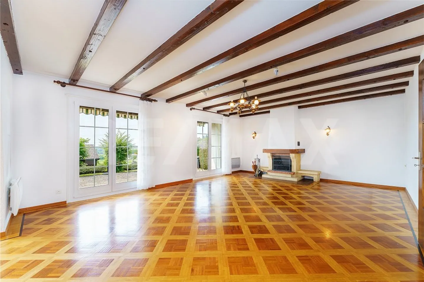 Villa vaudese su 1.300 m² - Privacy, fascino e potenziale di sviluppo - Foto 4 di 13