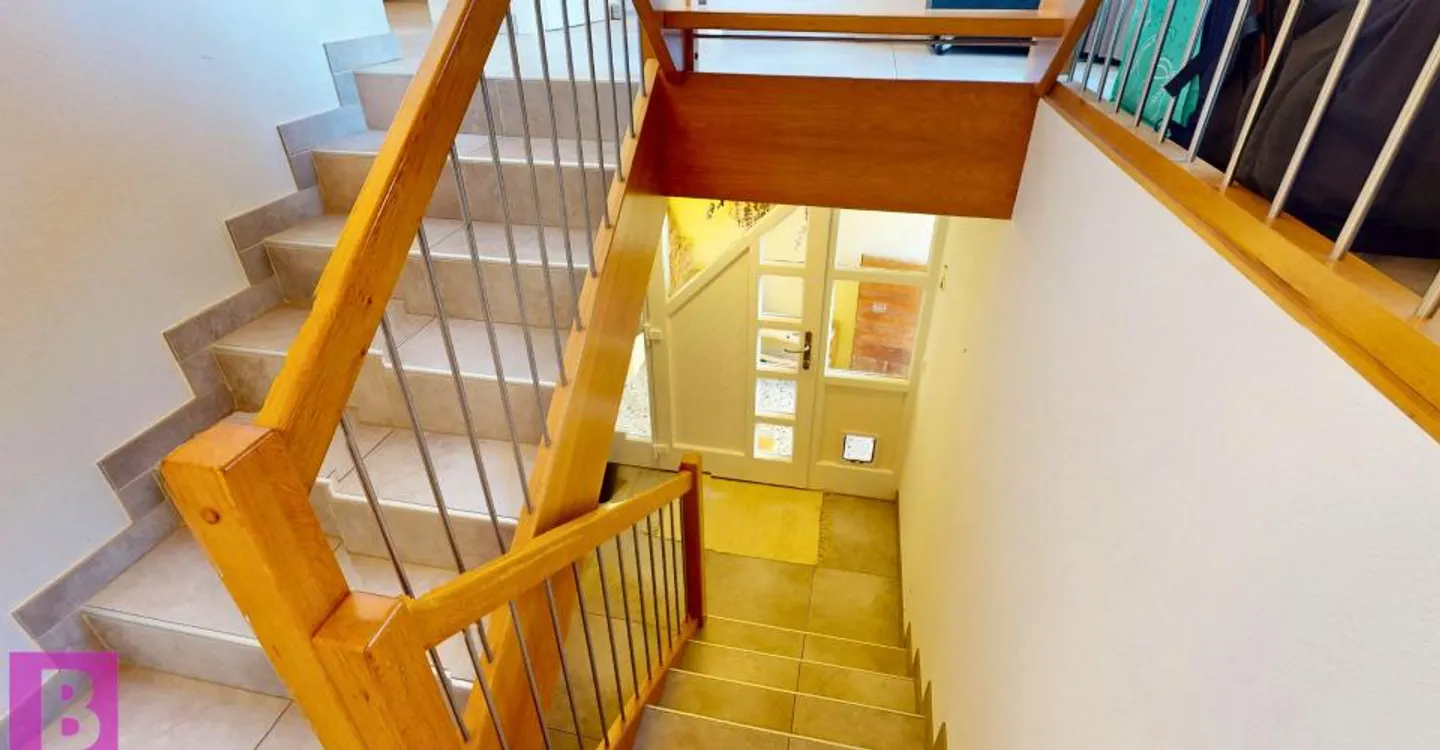 Esprit maison pour ce superbe triplex familial de 4 chambres à Yens - Photo 17 of 19