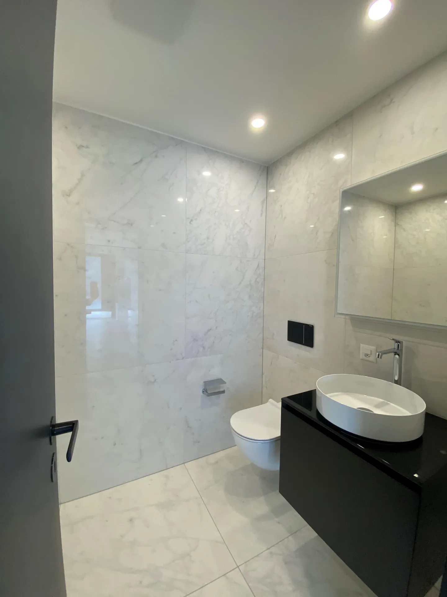 Luxury Penthouse Castagnola - Photo 6 of 9