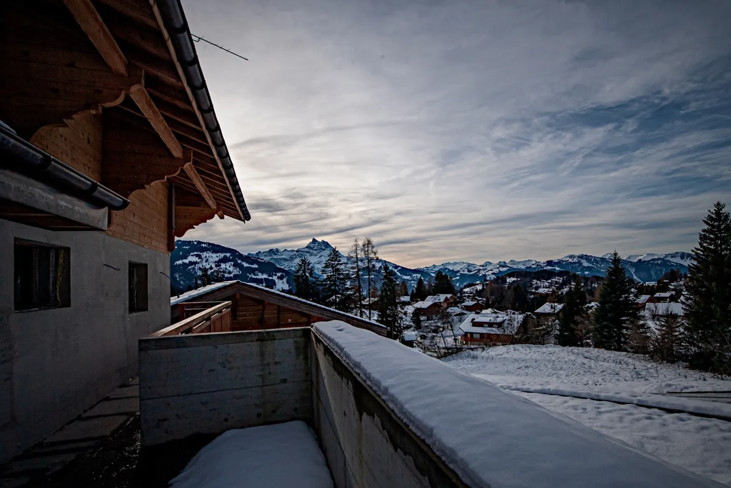 Gryon/ À vendre magnifique chalet de 6,5 pièces - Photo 3 sur 14