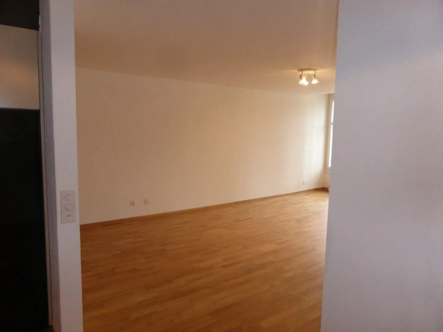 Appartement 2 pièces au centre-ville - limité jusqu'au 31.03.2027 - Photo 4 sur 11
