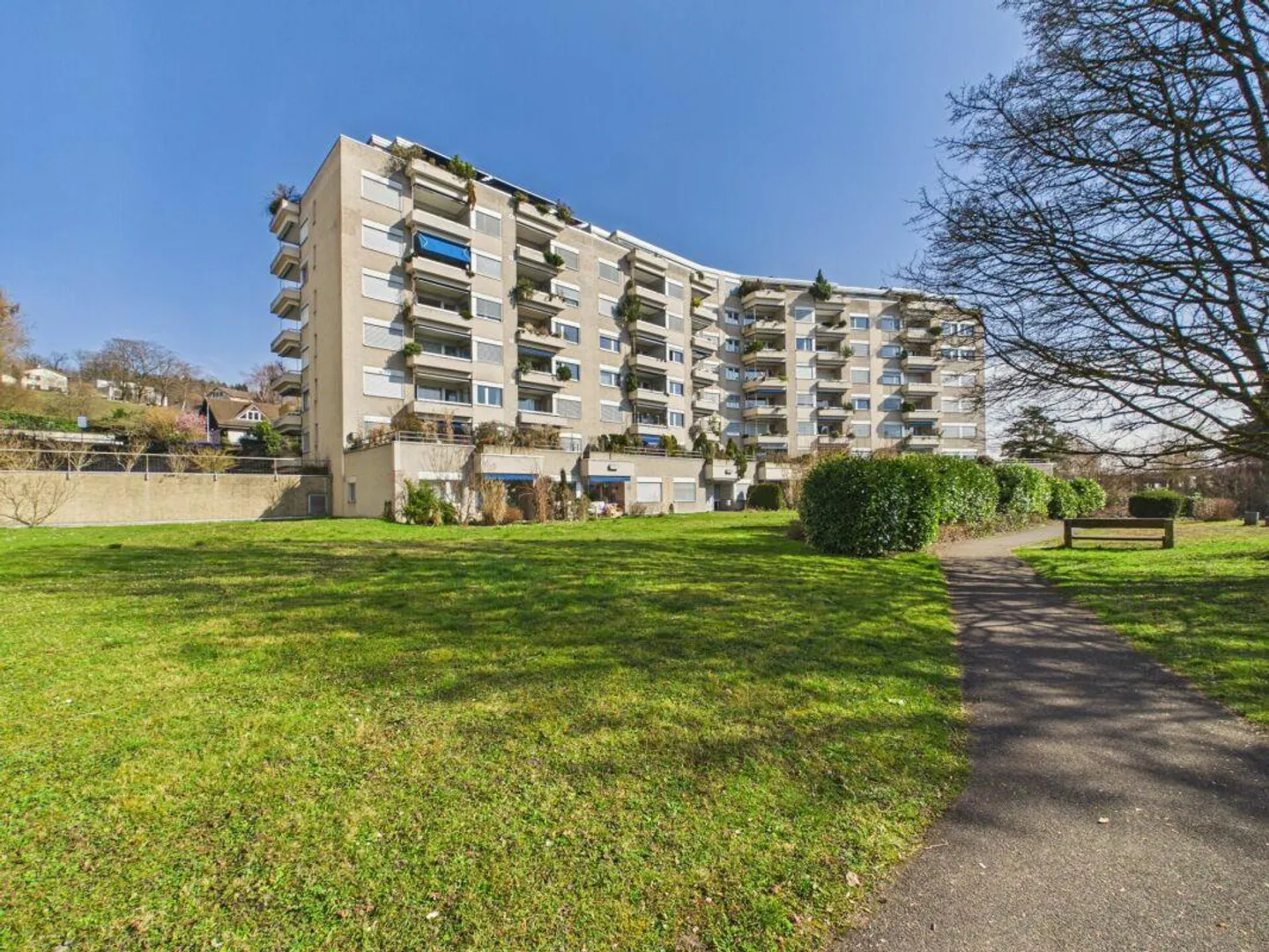 Charmante Wohnung in Zürich-Höngg - Foto 1 von 6