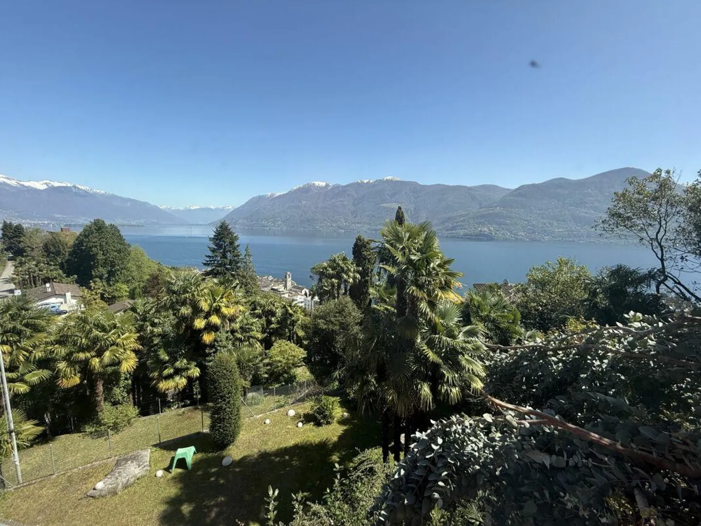 Maison multifamiliale (8 unités résidentielles) avec vue panoramique à Brissago - Photo 2 sur 22