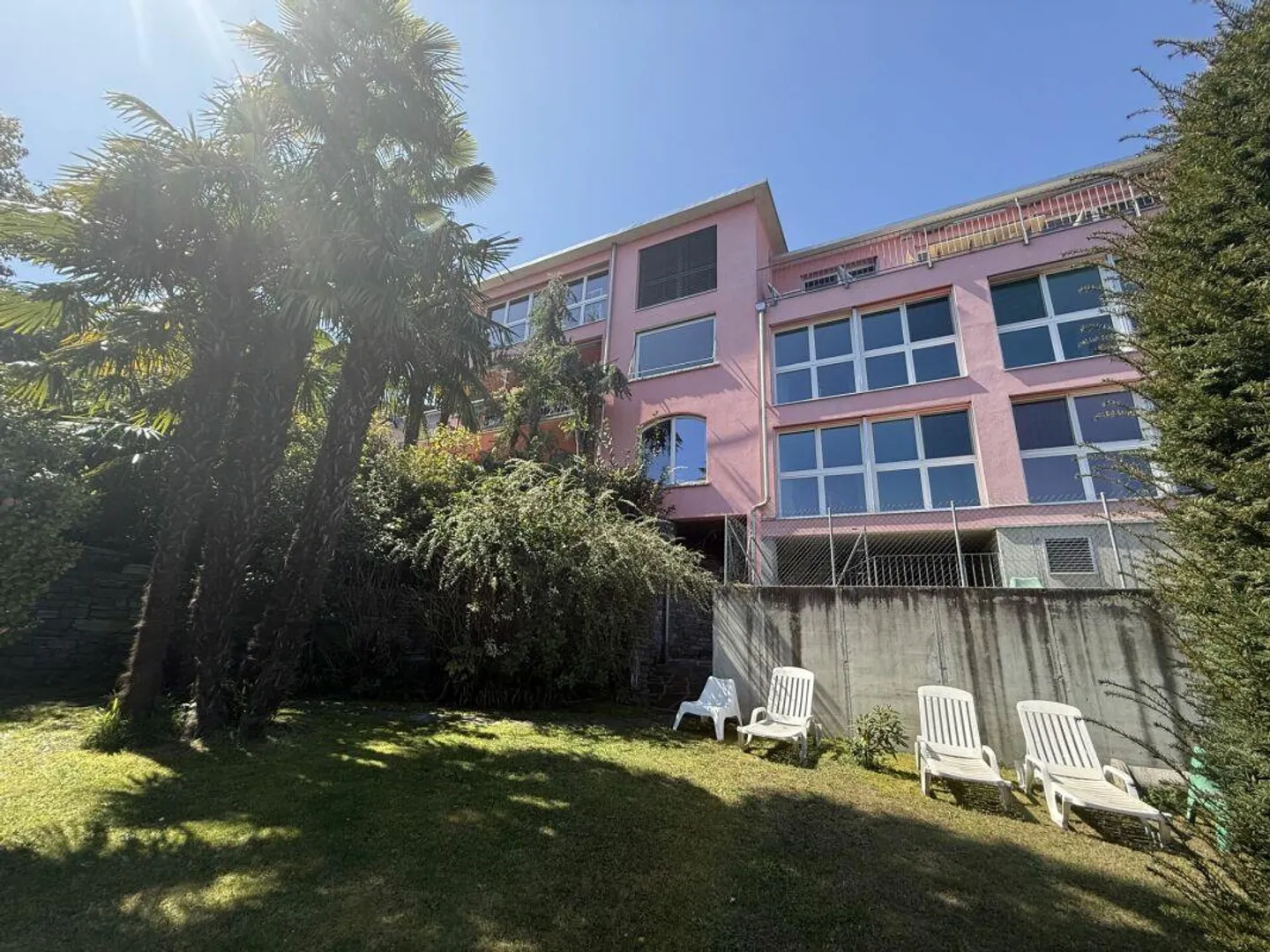 Maison multifamiliale (8 unités résidentielles) avec vue panoramique à Brissago - Photo 5 sur 22