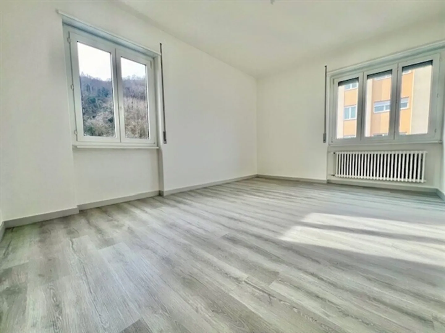 FINO A 3 MESI GRATUITI – Appartamento ristrutturato di 3,5 locali a Chiasso - Foto 6 di 9