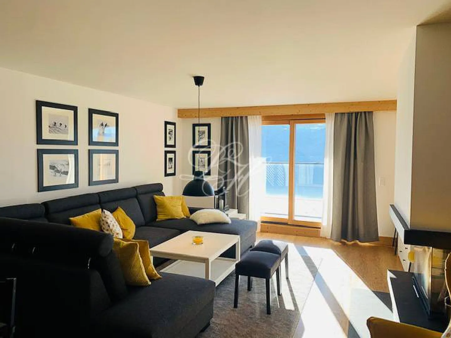 4.5 Room Apartment in Crans-Montana - Photo 4 of 18