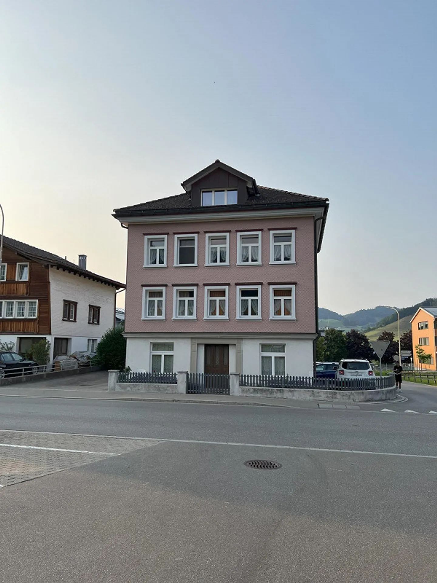 Charmante appartement sous les toits de 1 chambre à Appenzell - Photo 1 sur 10