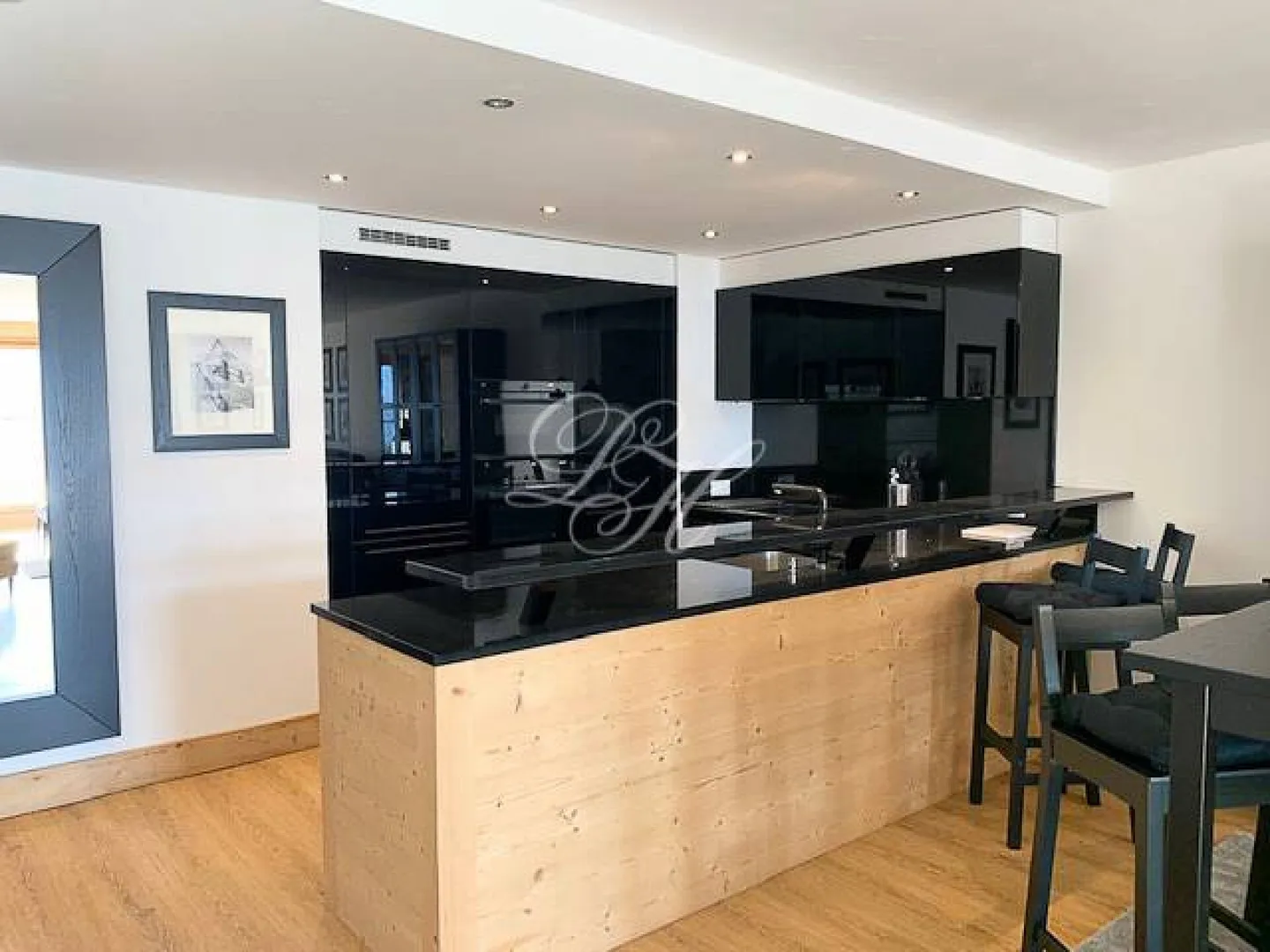 4.5 Room Apartment in Crans-Montana - Photo 7 of 18