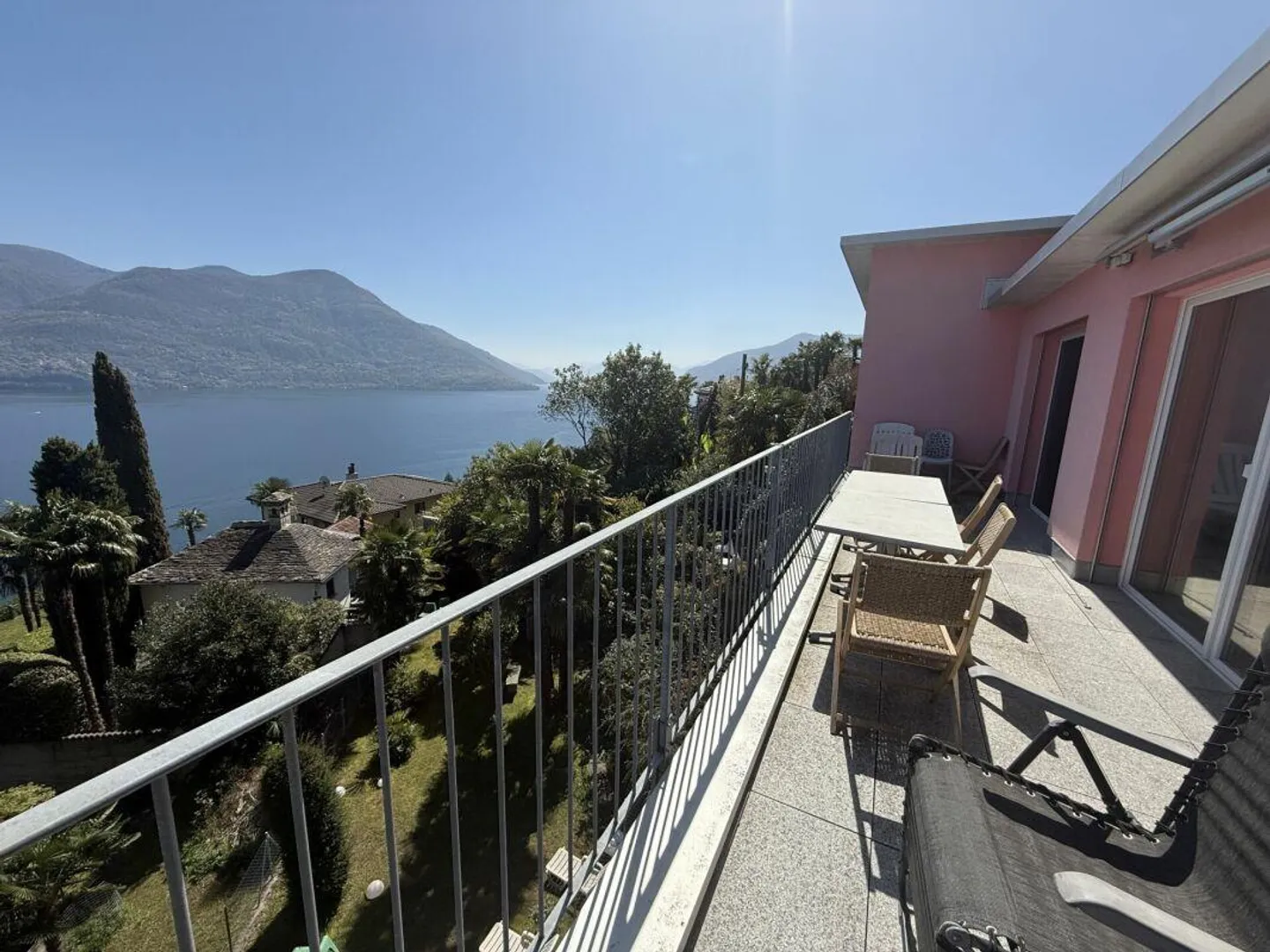 Maison multifamiliale (8 unités résidentielles) avec vue panoramique à Brissago - Photo 17 sur 22