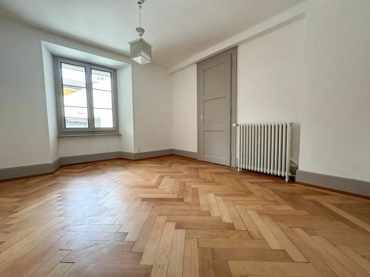 Magnifico appartamento di 5,5 locali completamente ristrutturato. - Foto 7 di 16