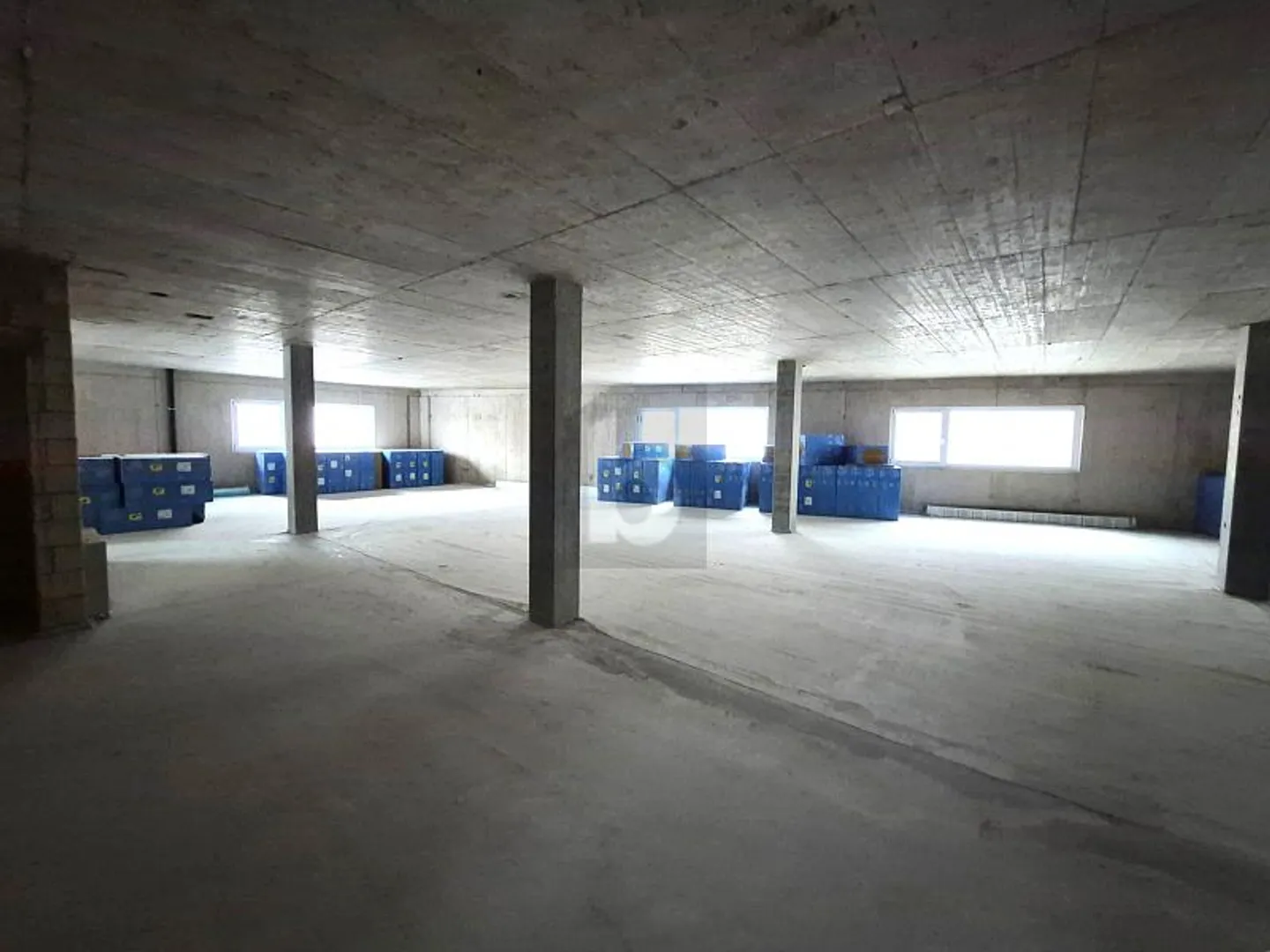 NOUVEAU BÂTIMENT, UTILISATION POLYVALENTE - Photo 3 sur 6