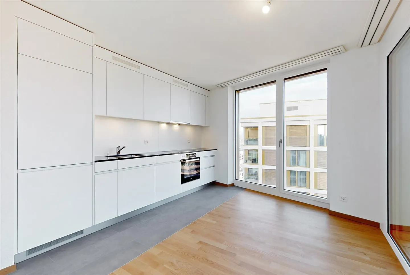 Magnifique appartement dans un bâtiment moderne ! - Photo 2 sur 5
