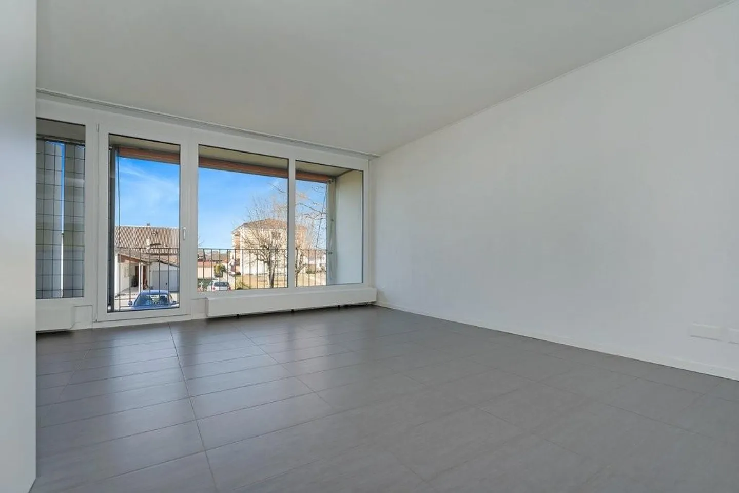 Geräumige Wohnung in ruhiger Lage - Foto 3 von 10