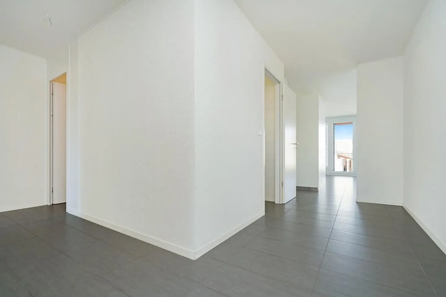 Geräumige Wohnung in ruhiger Lage - Foto 4 von 10