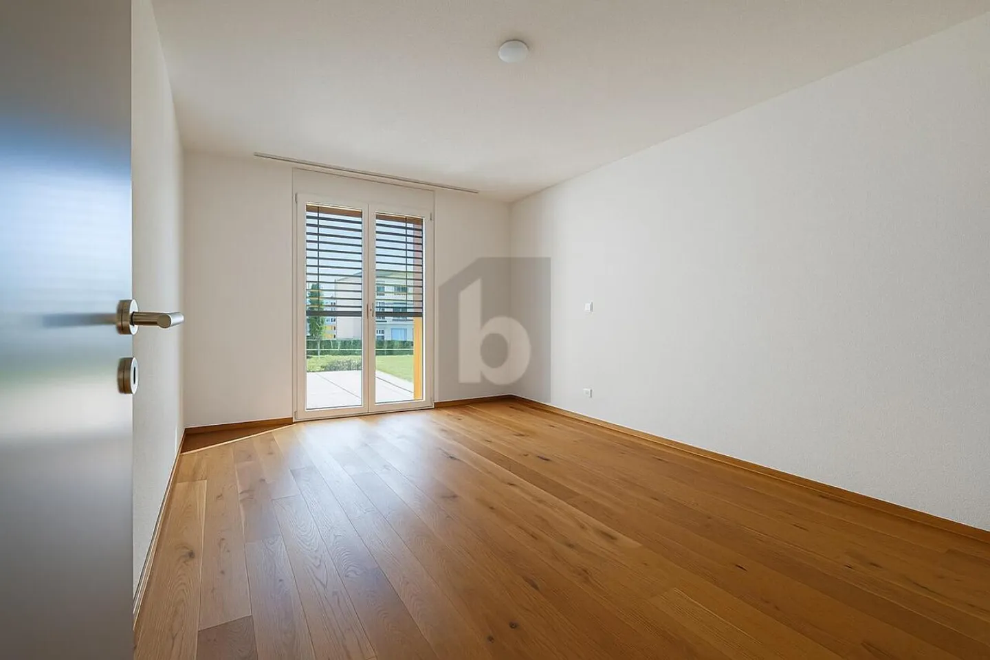 ENSOLEILLÉ DANS UN QUARTIER PAISIBLE - Photo 3 sur 5