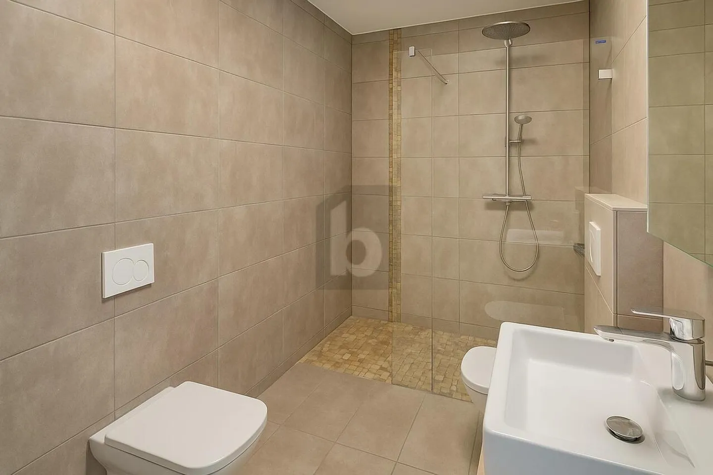 ENSOLEILLÉ DANS UN QUARTIER PAISIBLE - Photo 4 sur 5