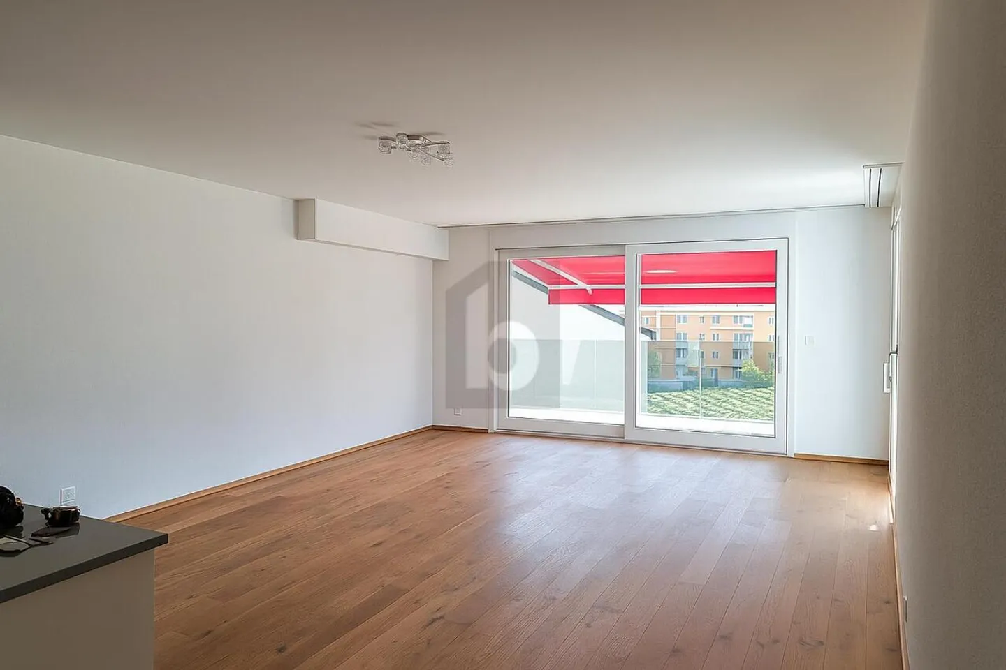 ENSOLEILLÉ DANS UN QUARTIER PAISIBLE - Photo 2 sur 5