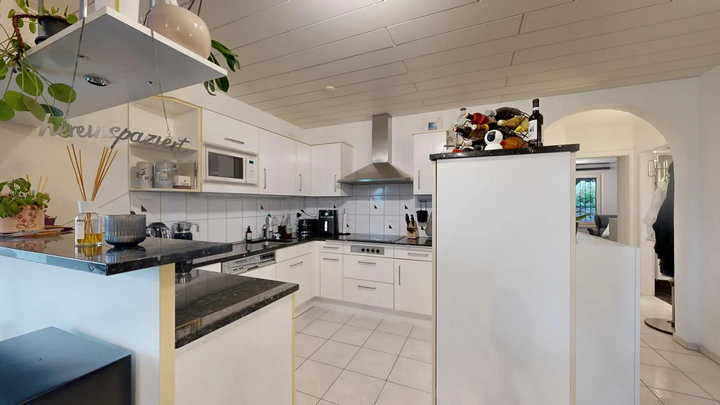 3.5 Room Apartment in a Hillside Location in Au for Sale! - Photo 7 of 14