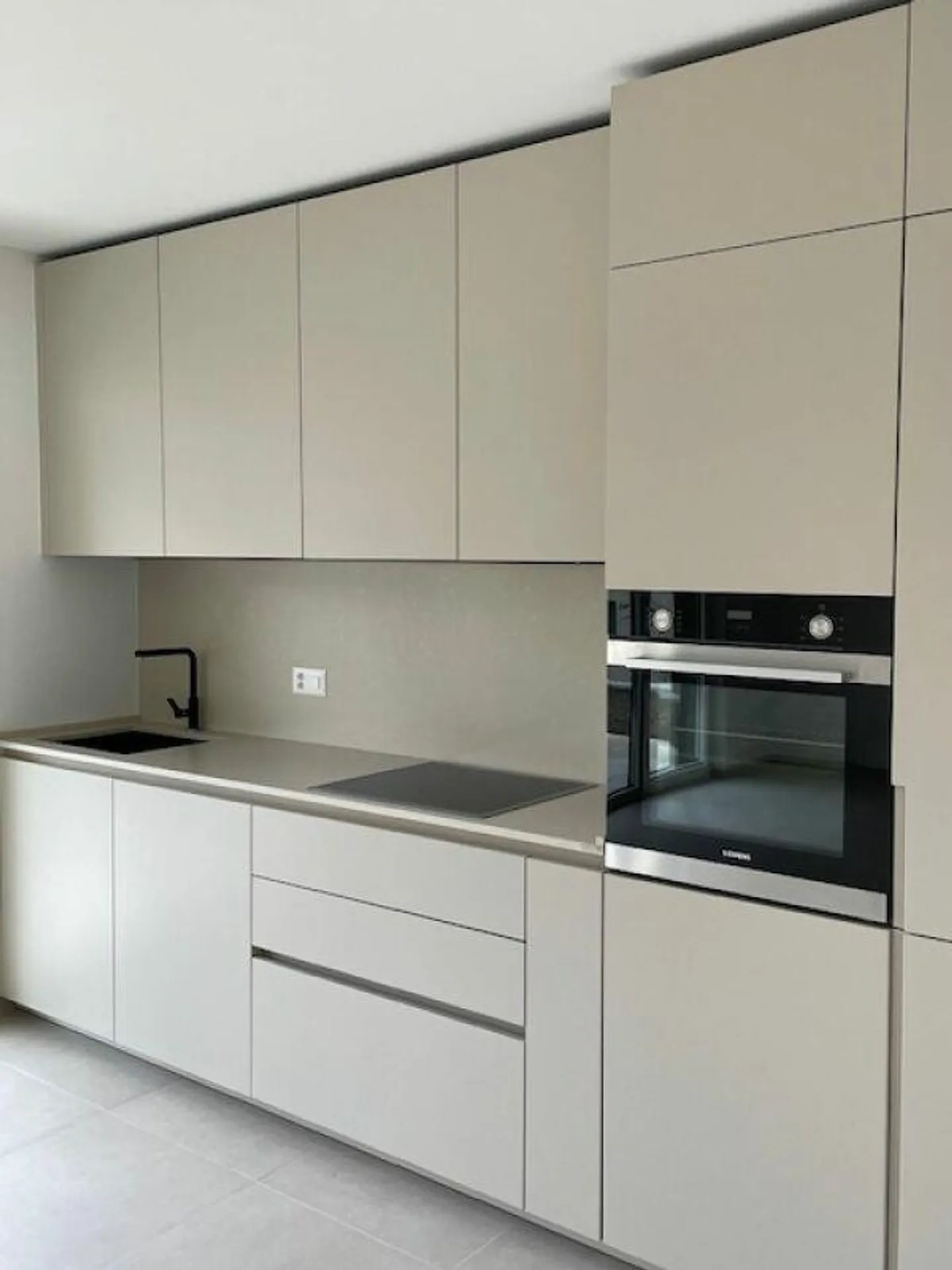 Appartamento moderno in zona tranquilla - Foto 6 di 12