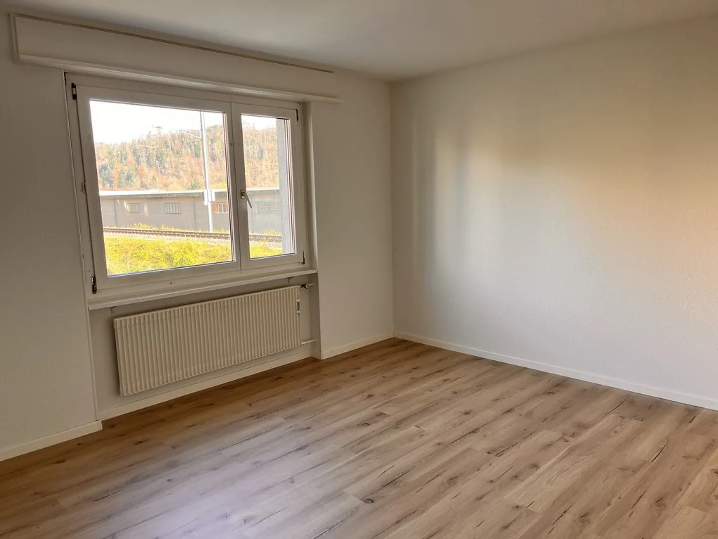 1,5 renovierte Zimmer in Porrentruy sofort oder nach Vereinbarung zu vermieten! - Foto 3 von 6