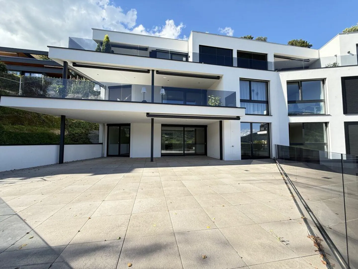 Grosszügige 3.5 Zimmer-Eigentumswohnung - Foto 1 von 8