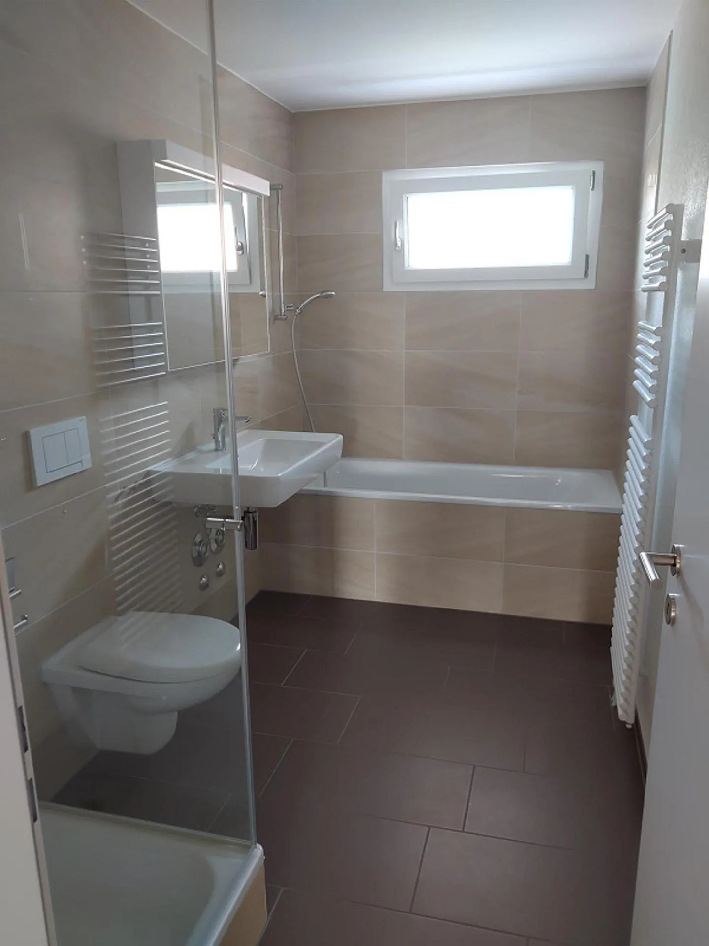 Appartement 3.5 pièces avec patio - Photo 2 sur 9