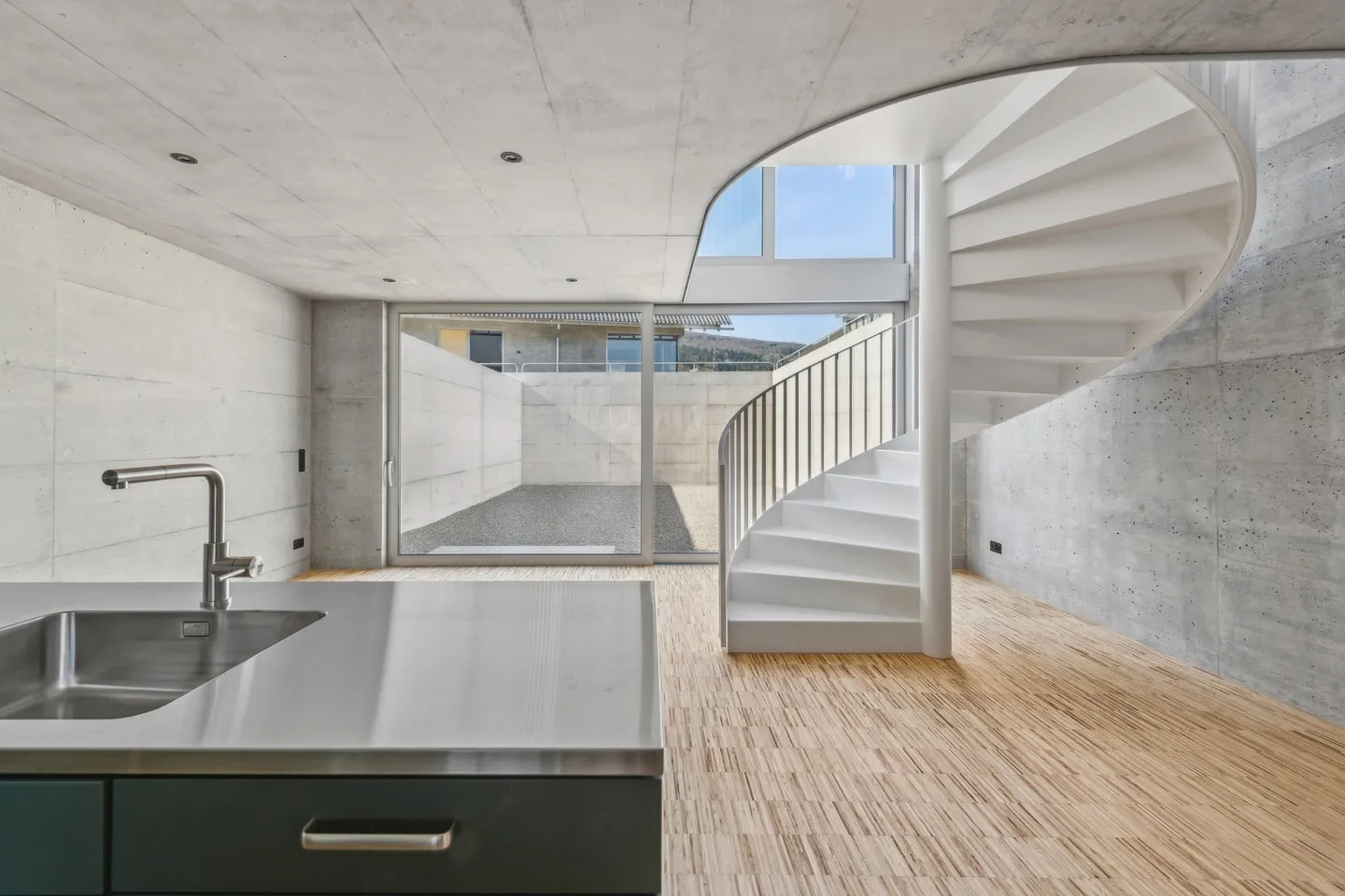 Casa a schiera moderna a Schleinikon - Foto 6 di 11