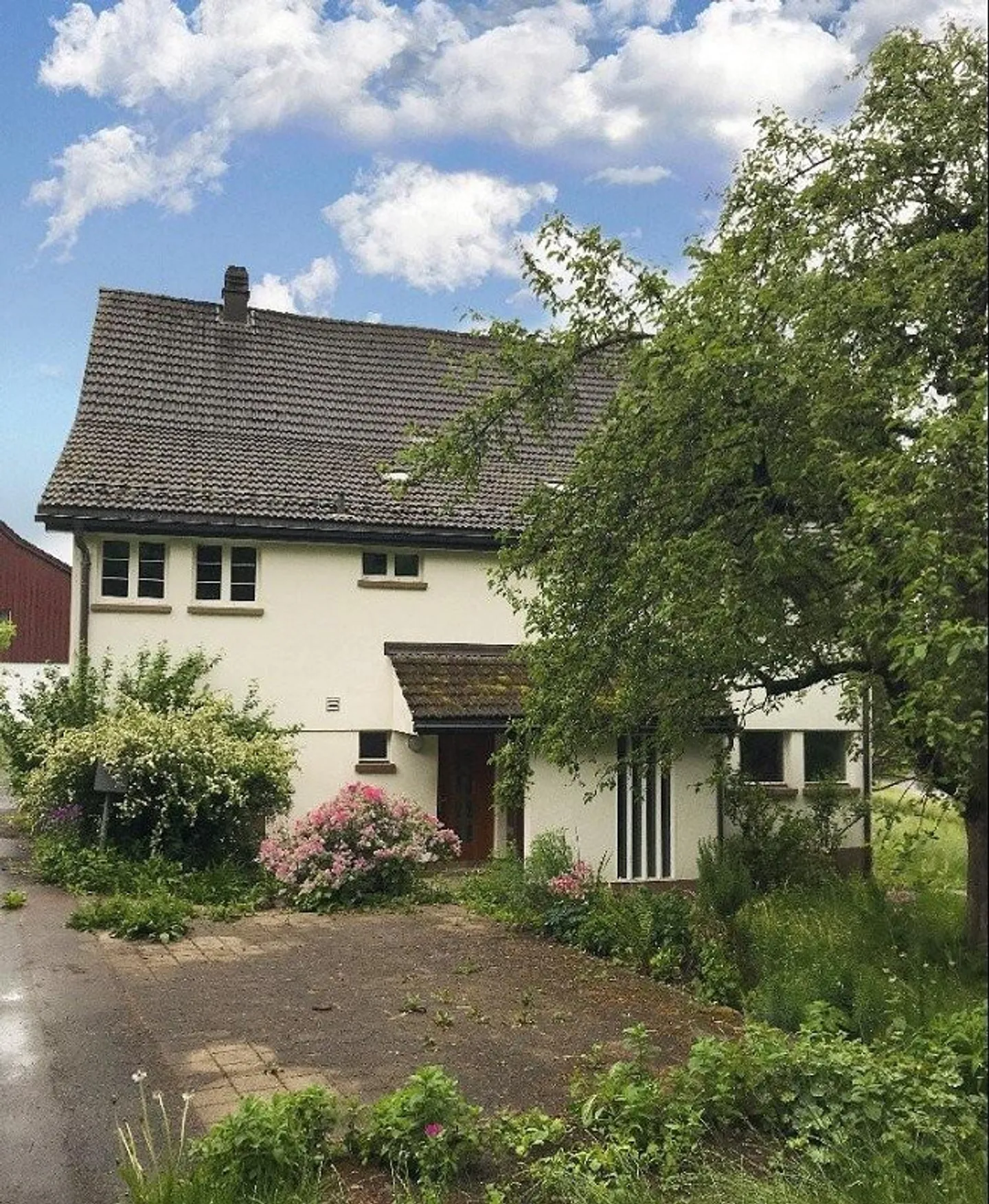 Befristetes Einfamilienhaus mit grossem Garten, Ideal für Familien - Photo 1 sur 12