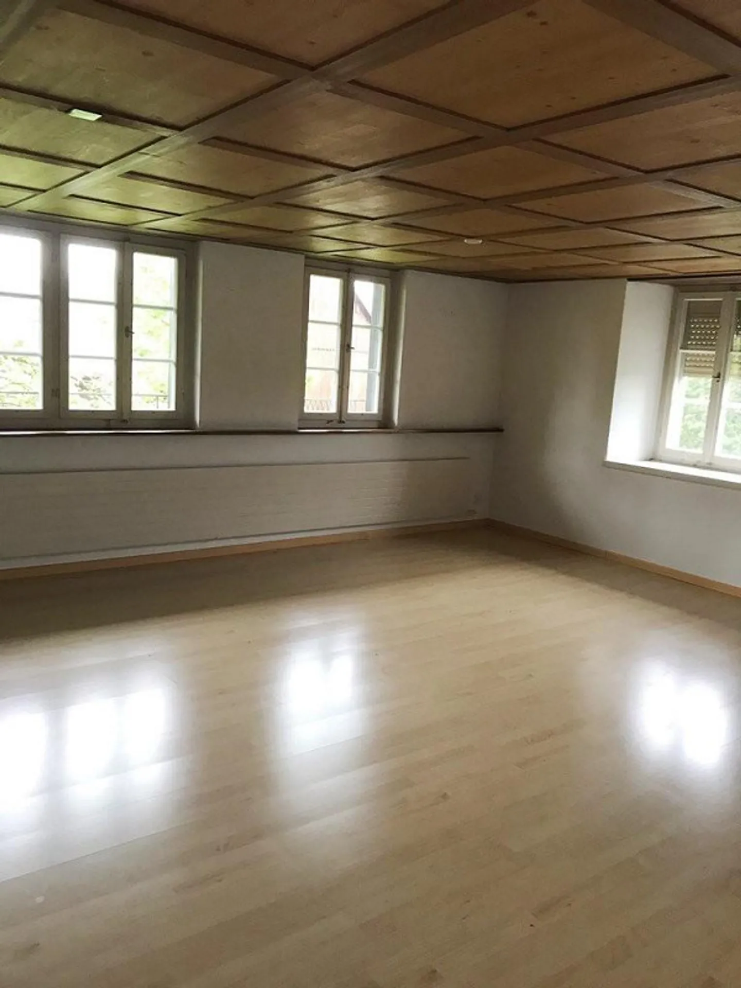 Befristetes Einfamilienhaus mit grossem Garten, Ideal für Familien - Photo 4 sur 12