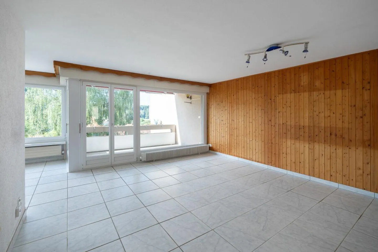 Appartamento 4.5 stanze in un affascinante edificio plurifamiliare - Foto 6 di 14