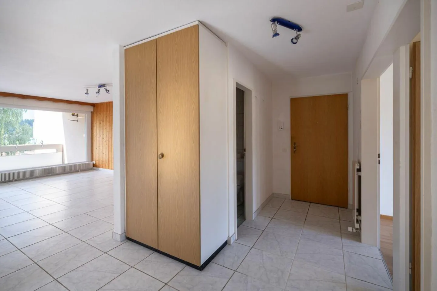 Appartamento 4.5 stanze in un affascinante edificio plurifamiliare - Foto 4 di 14